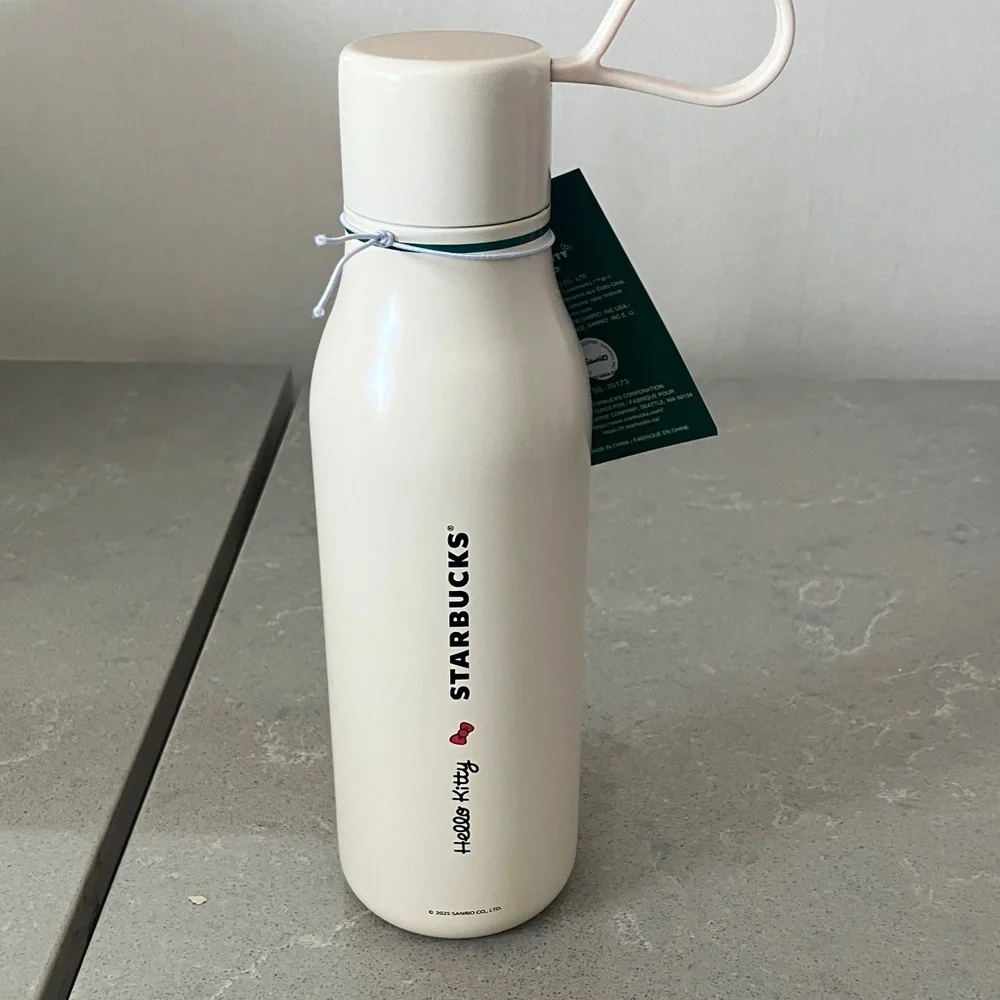 Hello Kitty X Starbucks Cream Bottle - Picture 4 of 5
